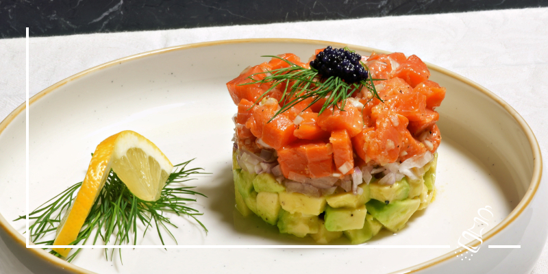 lachstartar mit avocado
